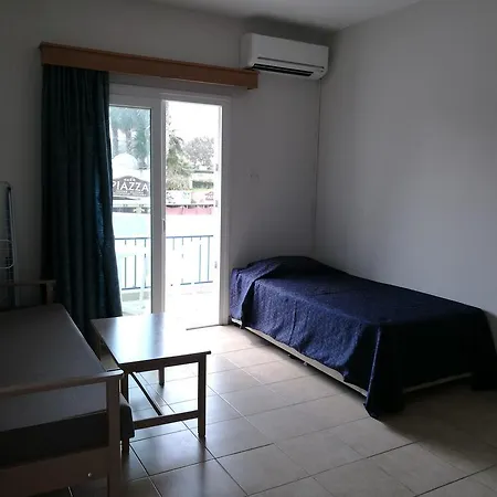 Georgia Hotel Apartments Protaras Extérieur photo