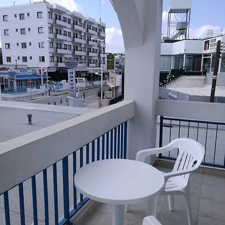 Georgia Hotel Apartments Protaras Extérieur photo